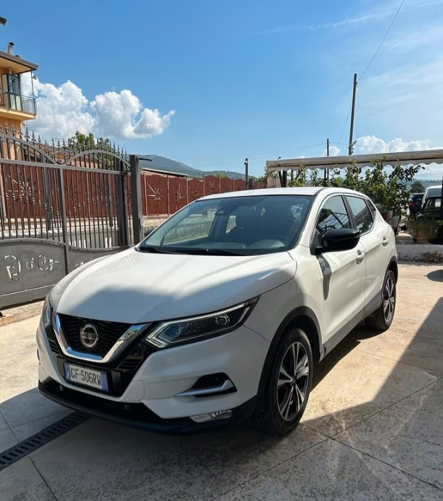 "Nissan Qashqai 1.3 DIG-T 140 CV N-Connecta"