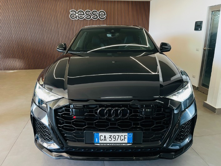 "Audi RS Q8 40 TFSI 600cv MHEV Quattro Tip Tronic"