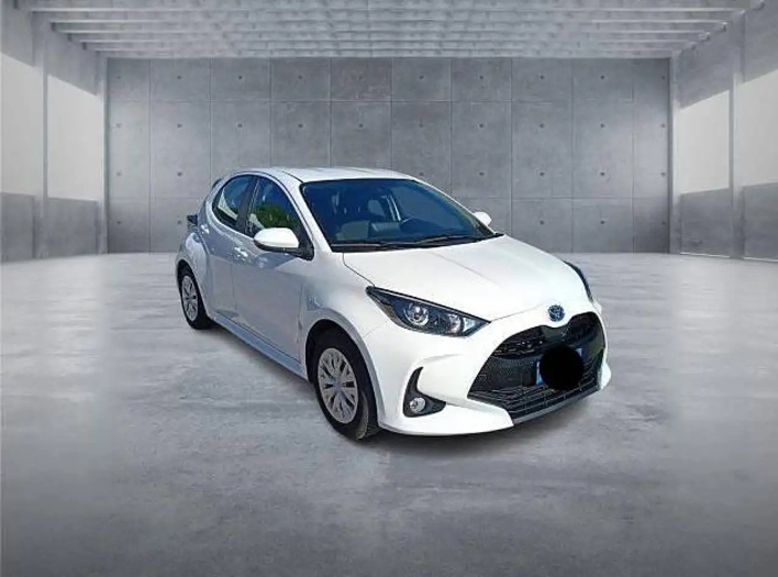 "Toyota Yaris Yaris 1.5h Business 24M GARANZIA"