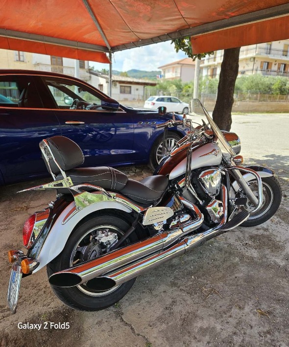 "Kawasaki VN 2000"