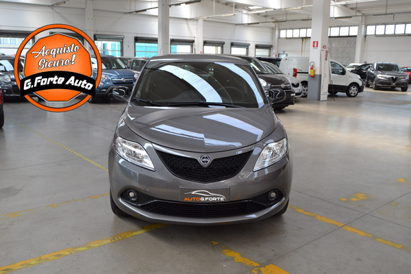 "Lancia YPSILON 1.2 69 CV GOLD SENS PACK"