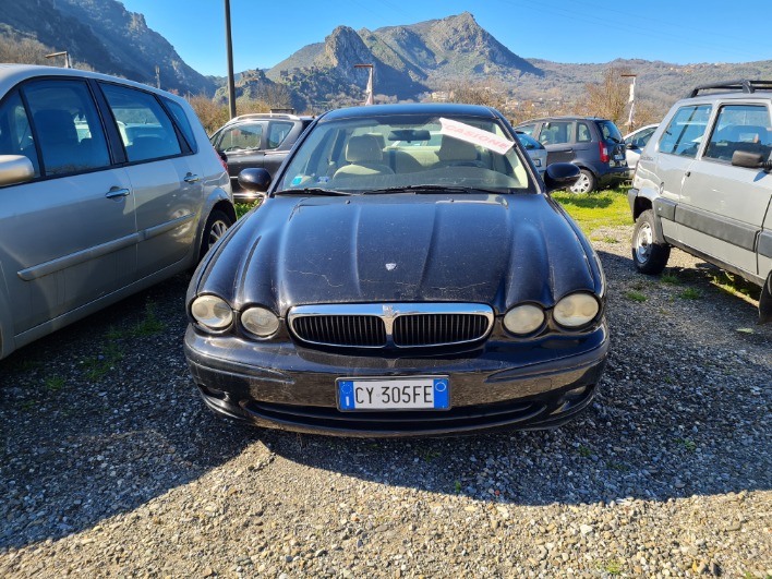 "JAGUAR X-TYPE 2.2 170CV FULL OPTIONAL"