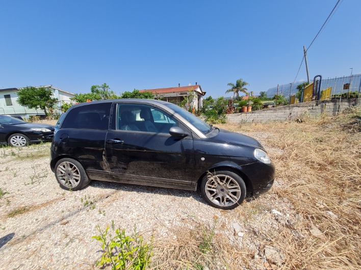 "LANCIA YPSILON 1.3 SOLO RICAMBI"