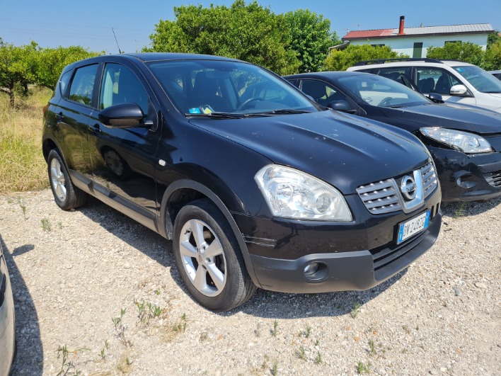 "NISSAN QASHQAI  2.0  SOLO RICAMBI"