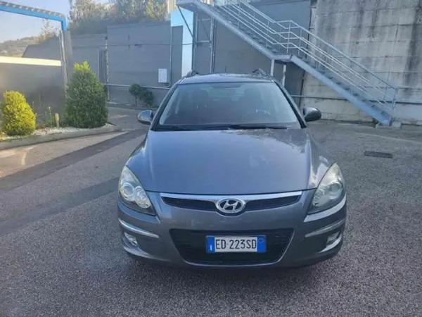 "Hyundai i30 CW 1.6 CRDi 90CV 6m Comfort"