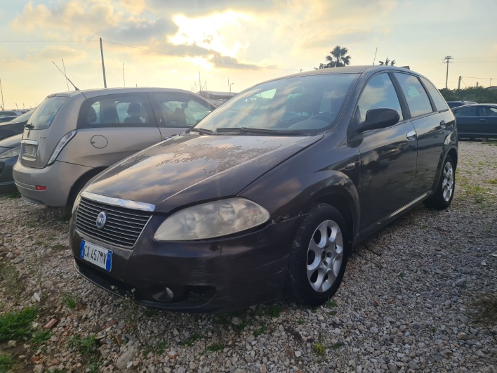 "FIAT CROMA 1.9 150CV"