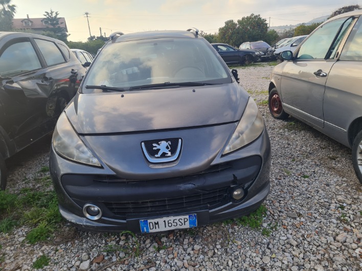 "PEUGEOT 207 SW SOLO PEZZI DI RICAMBI"