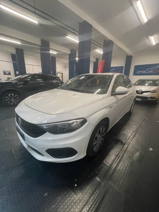 "Fiat Tipo 1.3 Mjt S&S 5 porte Easy"