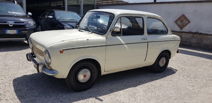 "FIAT 850 SPECIAL"