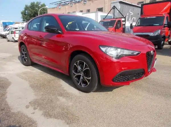 "Alfa Romeo Stelvio Stelvio 2.2 t Business rwd 160cv auto my19"