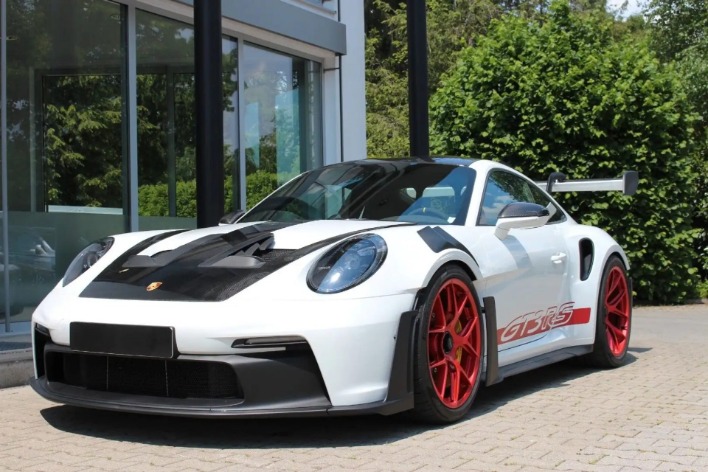 "PORSCHE 911 992 GT3 RS"