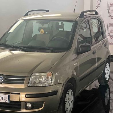 "FIAT PANDA 1.2 BENZINA LOUNGE"