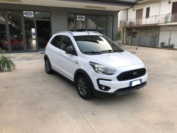 "Ford Ka+ Active 1.2i 86cv anno 2019"