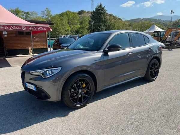 "Alfa Romeo Stelvio 2.2 TD AT8 210 CV Q4 Veloce"