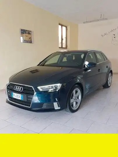 "Audi A3"