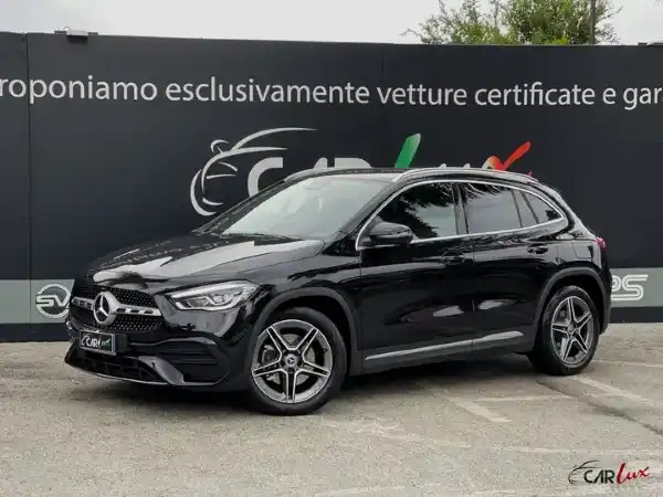 "Mercedes-Benz GLA 200 d Premium AMG PACK LUCI CAM"