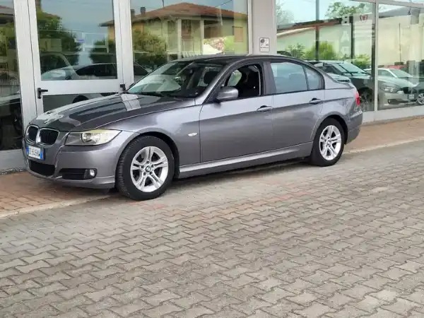 "BMW 320 320d Eletta FL"