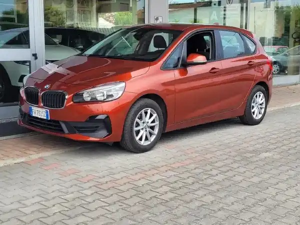 "BMW 216 216d Active Tourer"