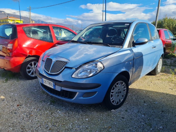 "LANCIA YPSILON  1.3 MTJ 75 CV DIESEL"