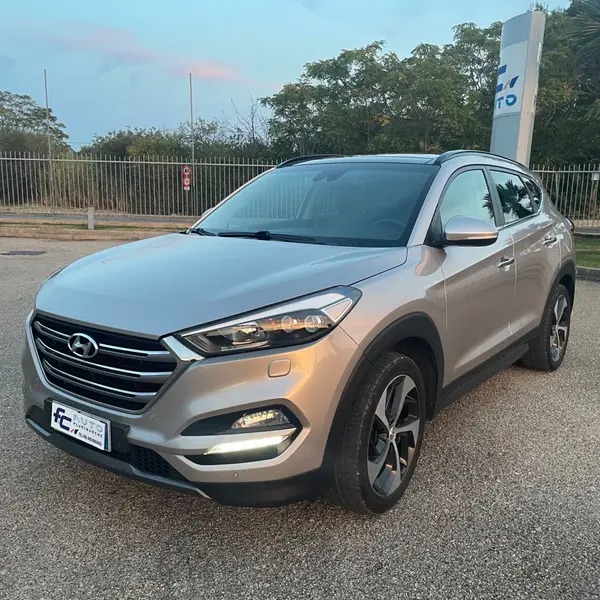 "Hyundai Tucson 2.0 CRDi 4WD XPossible"