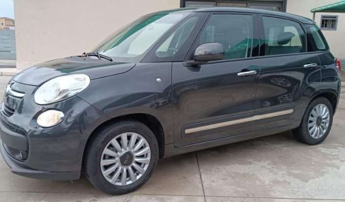 "FIAT 500L 1.3 Multijet 95 CV Pop Star"