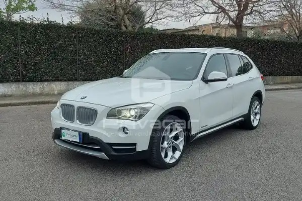 "BMW X1 X1 xDrive18d X Line Catena sostituita"