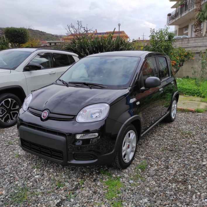 "FIAT PANDA MY 24 1.0 HYBRID 70CV"