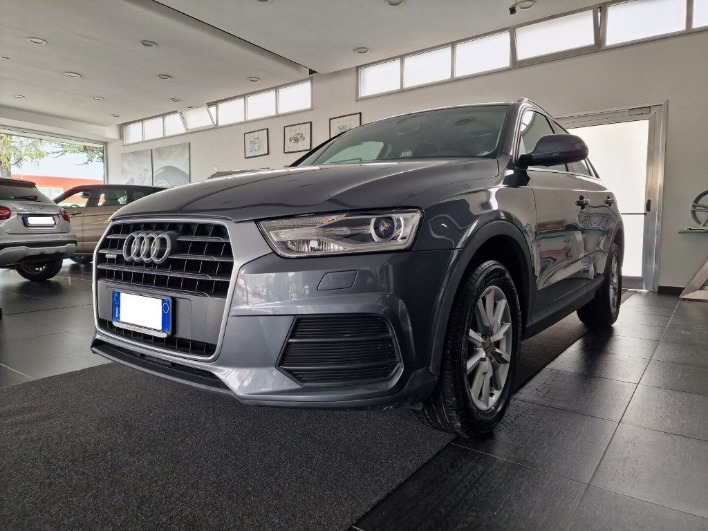 "AUDI Q3 2.0 TDI 150 CV quattro Sport"