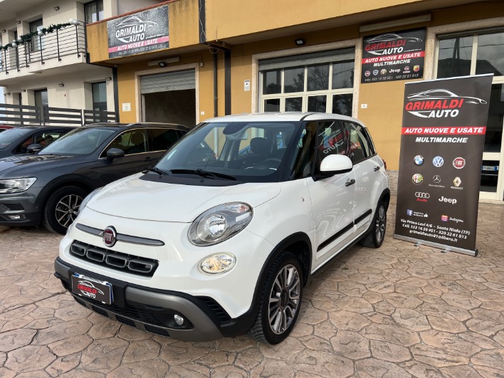 "FIAT 500 L CROSS"