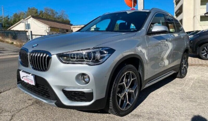 "BMW X1 sDrive18i xLine"