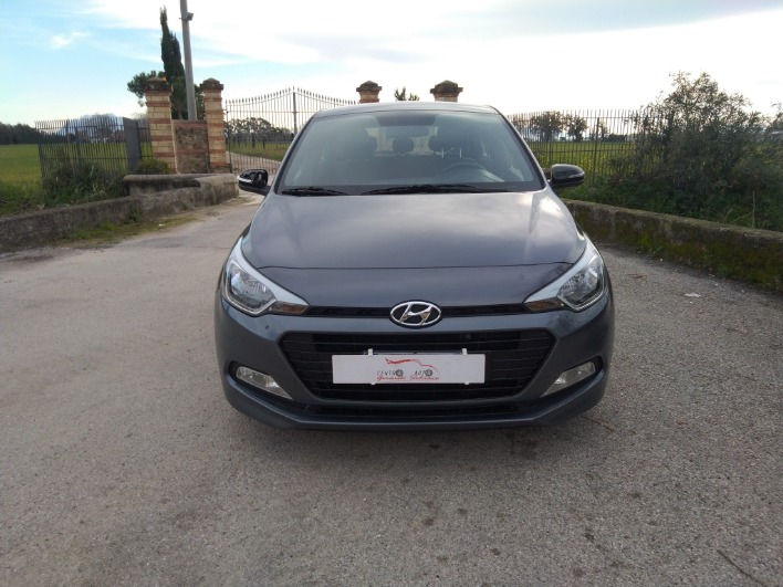 "HYUNDAI I 20 GO!"