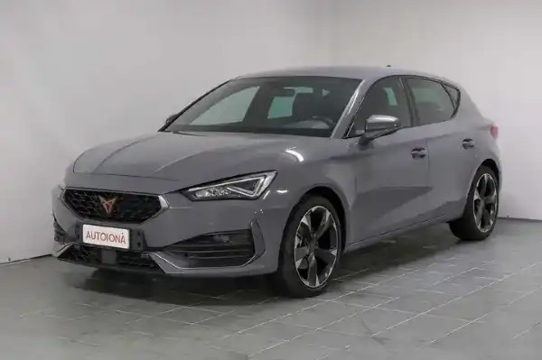 "CUPRA Leon 1.5 Hybrid 150 CV DSG"