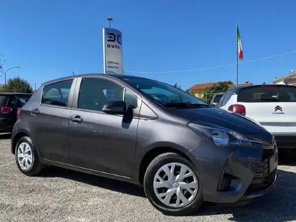 "Toyota Yaris 5p 1.0 Business 69cv Connect Telecamera,CarPlay"