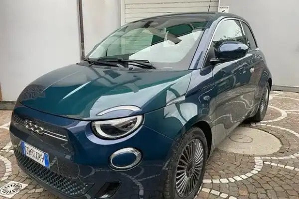 "Fiat 500 Icon Berlina 42 kWh (autonomia max 320km)"