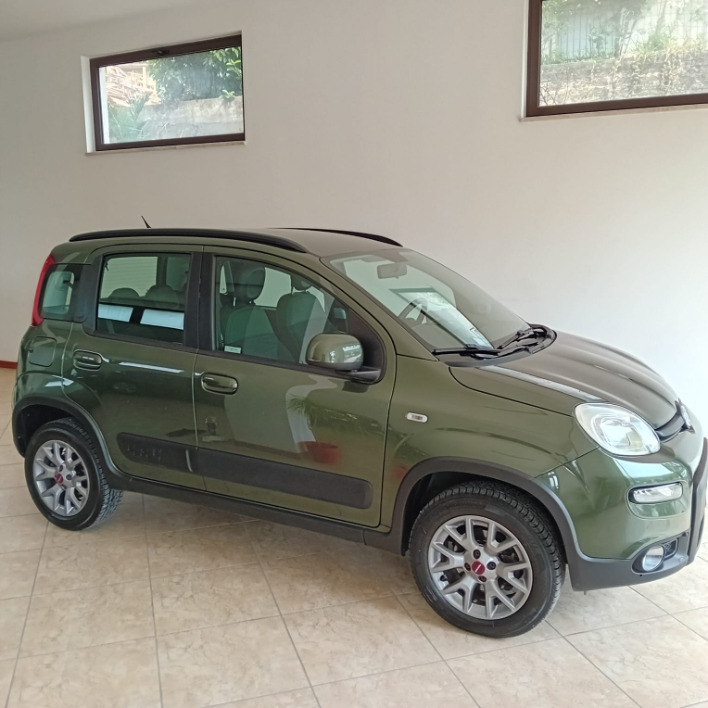 "FIAT New Panda 1.3 MJT 95cv S.&S. 4X4 LOUNGE"