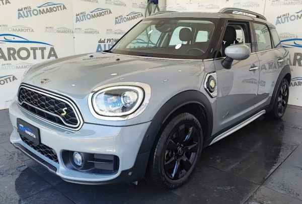 "MINI Cooper SE Countryman 1.5 Cooper SE Business all4 auto"