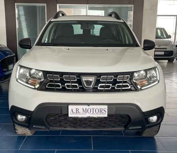 "Dacia Duster Duster 1.5 blue dci Essential 4x4 s"