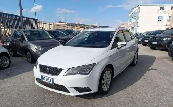 "SEAT Leon 1.6 TDI 110 CV ST Start\/Stop Style"