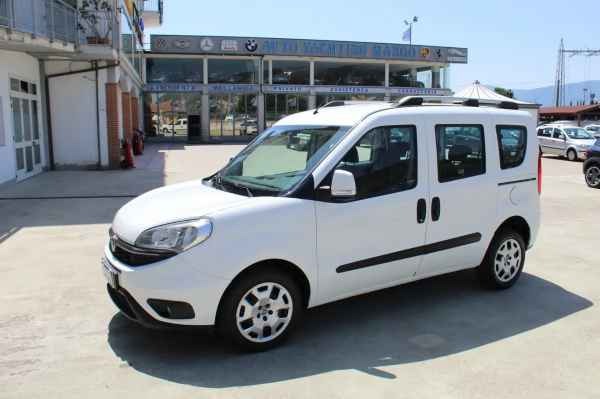 "Fiat Doblo Cargo Combi 1.6 mjt 16v Emotion 105cv E5+"