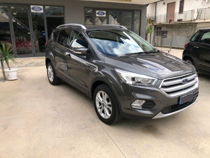 "Ford Kuga 1.5TDCI 120cv ST-Line Business 2017"