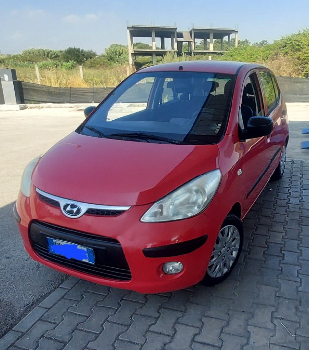 "Hyundai i10"