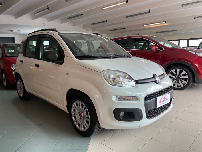 "FIAT PANDA 1.3 MJY 95 CV EASY"