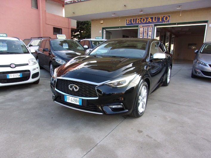 "Infiniti Q30 1.5 diesel DCT Premium- 2017"