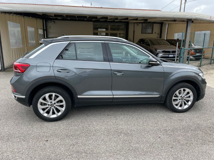 "Volkswagen T-Roc 2.0 tdi Style 150cv dsg"