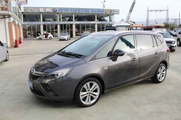 "Opel Zafira Tourer 2.0 cdti Cosmo 130cv Pari al nuovo 7 Posti"