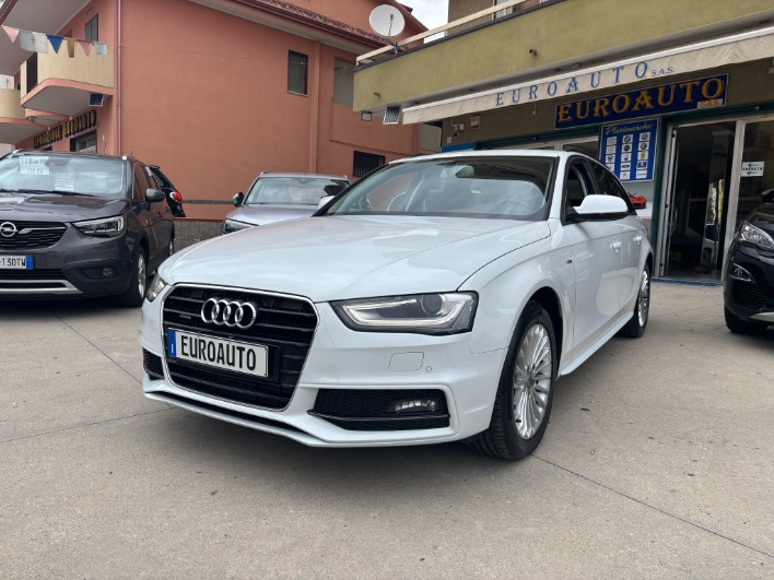 "Audi A4 Avant 2.0 TDI quattro S tronic Sline 177CV"