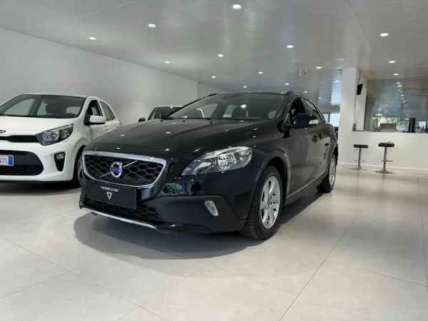 "Volvo V40 Cross Country V40 Cross Country 2.0 d2 Business geartronic"