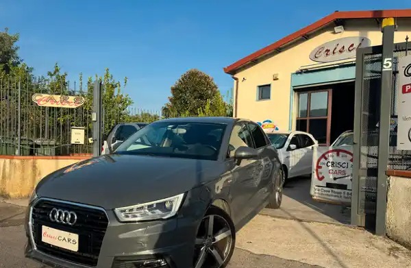 "Audi A1 1.6 TDI 116 CV S-line"