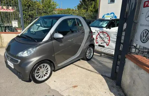 "Smart ForTwo 800 40 kW coup\u00e9 pulse cdi"