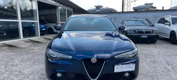 "Alfa Romeo Giulia 2.2 Turbodiesel 150 CV AT8"